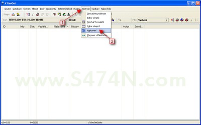 Úvodní nastavení - klikněte na Nástroje a poté na Nastavení